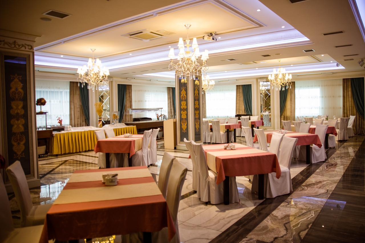 Jumbaktas Astana Hotel Εξωτερικό φωτογραφία